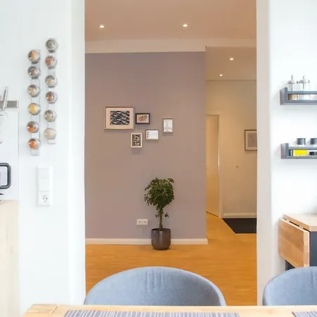 Kissinger Apartment *