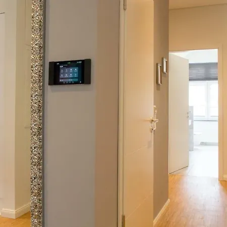 Kissinger Apartment *